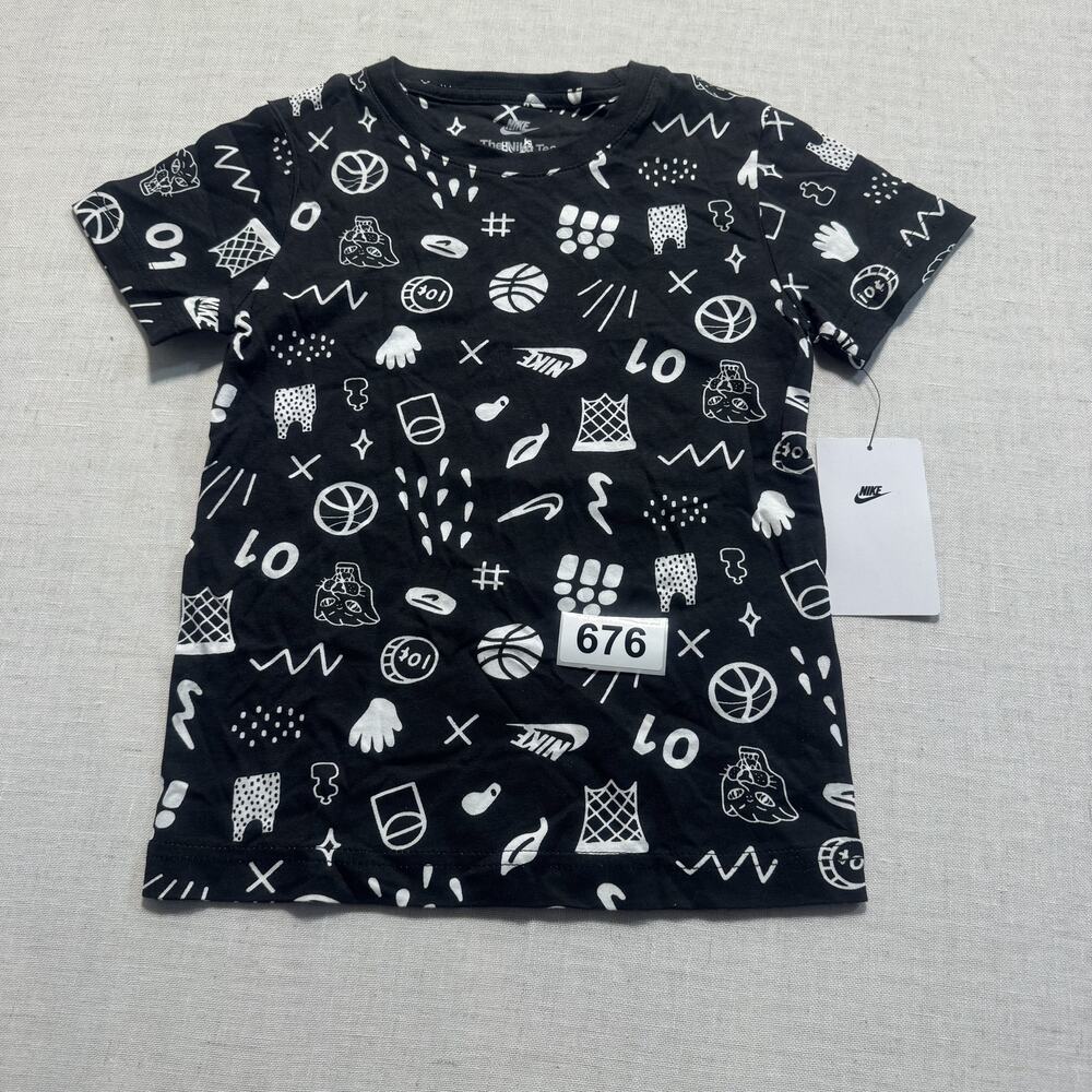 Nike‎ BasketBall Design Kids T-Shirt Boys Sz 4 Black Brand New